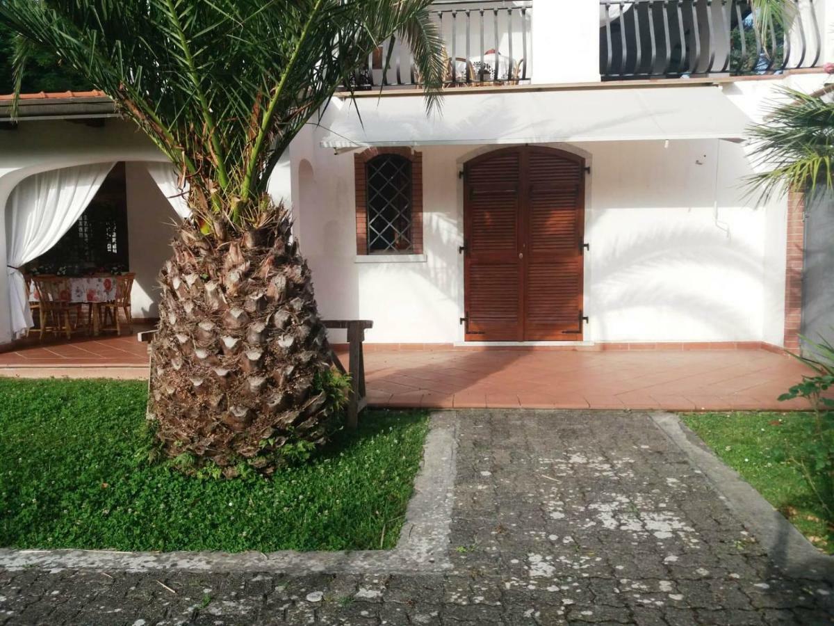 Da Adria al Corvenale - Casa Vacanze Carrara - Villa Exterior foto